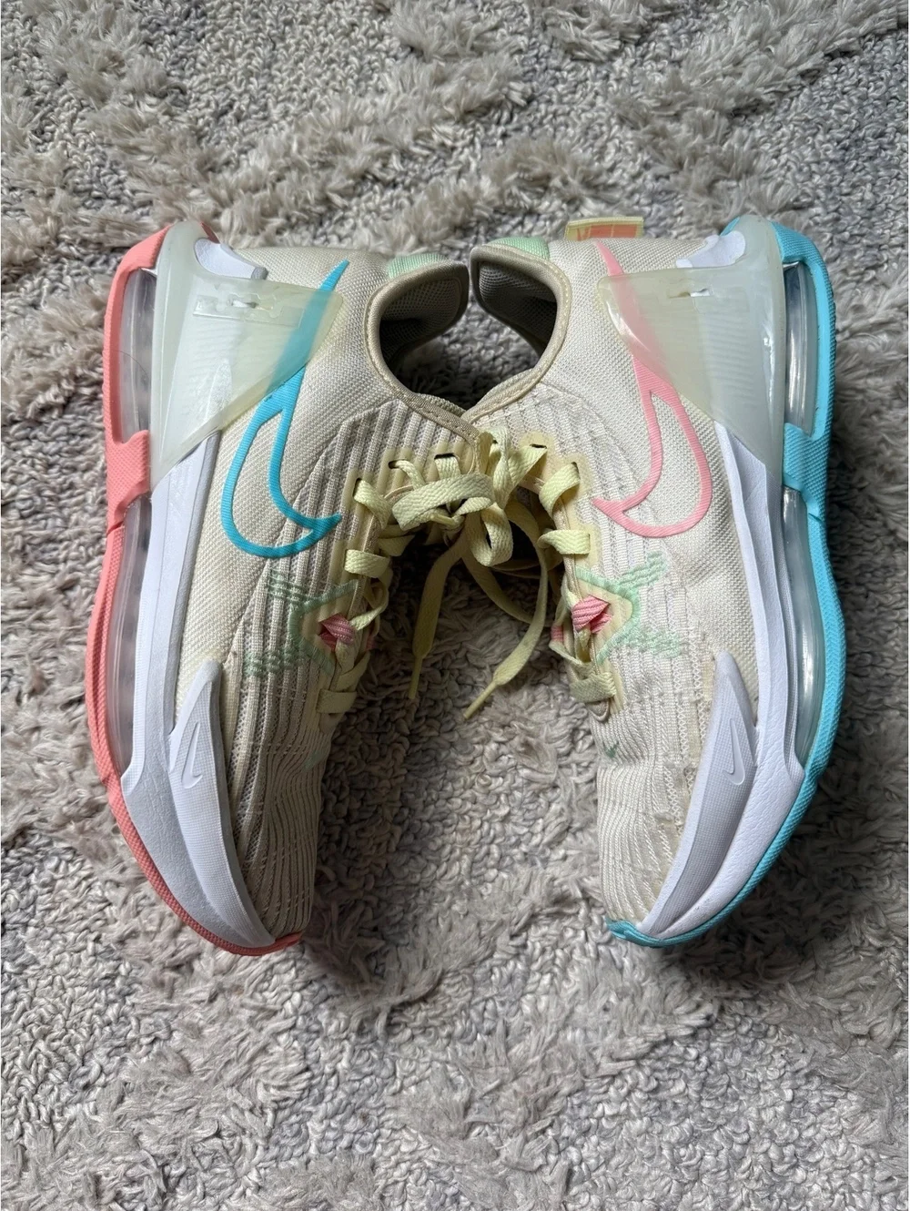 Nike LeBron Witness 6 Basketball Shoes “Easter” Men’s Size 6.5
